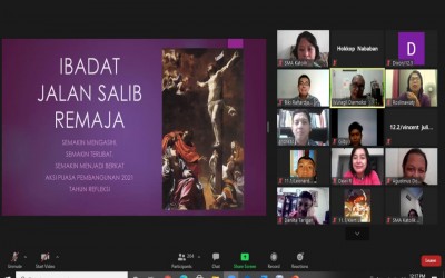 Jalan Salib adalah Jalan hidup kita Memikul Salib : Refleksi Ibadah Jalan Salib SMA Katolik Ricci 1 Jakarta